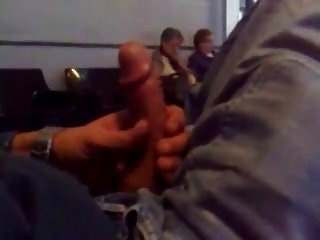 Геј порно онлајн видео cum пред овие две momma е сала за чекање