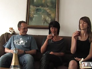 Порно девојка и тато doppelt es sich се schoolgirls porno